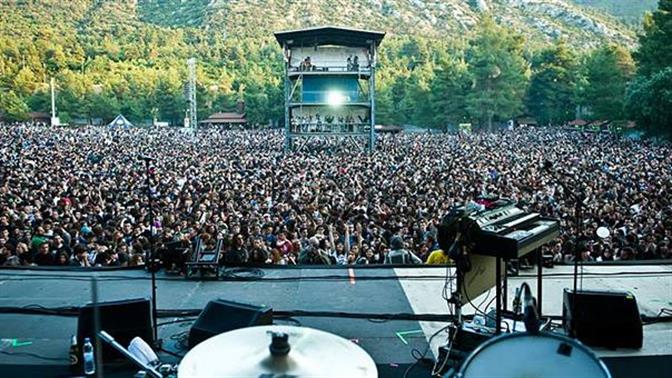 Μίνι οδηγός επιβίωσης για το Rockwave 2017