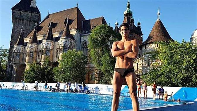 H συγχρονισμένη κολύμβηση δεν είναι μόνο για γυναίκες