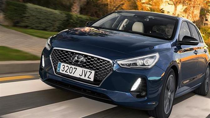 Νέο Hyundai i30: έμφαση στην ενεργητική ασφάλεια