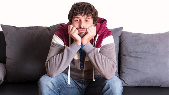 Γιατί μας πιάνει υπνηλία όταν βαριόμαστε;