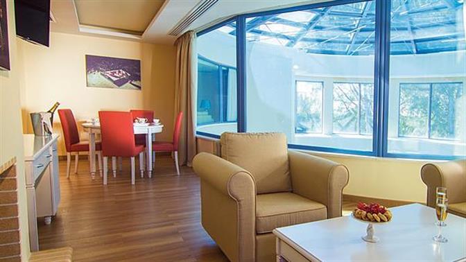 Φθινοπωρινή προσφορά για αποδράσεις πολυτέλειας και ευεξίας στην Κορινθία