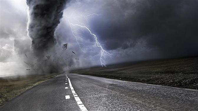 Απίστευτα video φυσικών καταστροφών από τυφώνες