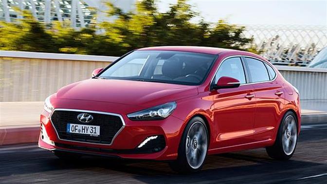 Νέο Hyundai i30 Fastback: με την αισθητική των κουπέ