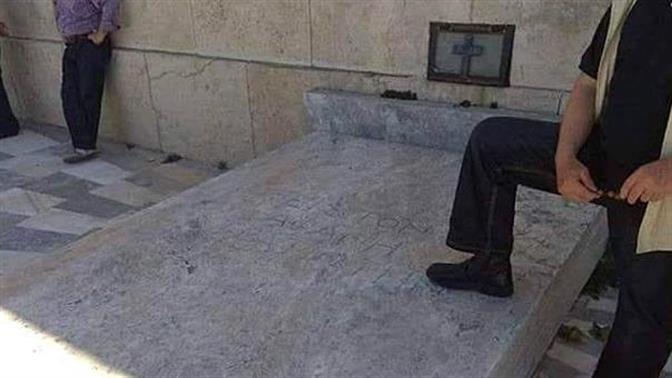 Ποιος πατά το μνημείο του Άγνωστου Στρατιώτη;