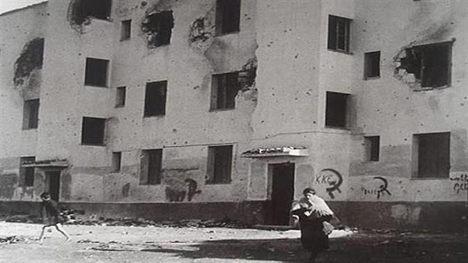 Ένας περίπατος στην ματωμένη Ιστορία της Καισαριανής