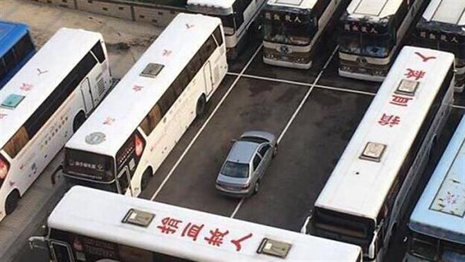 10 άνθρωποι που περνούν χειρότερη μέρα από τη δική σου