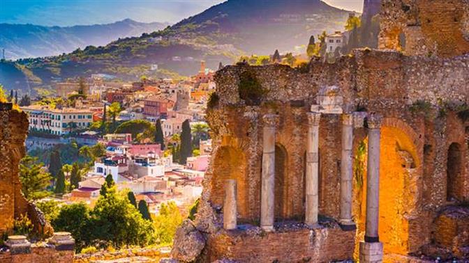 Υπάρχουν 10 πολύ καλοί λόγοι να πας φέτος Σικελία