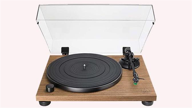 Το νέο πικάπ της Audio-Tecnica έφτασε στα Public