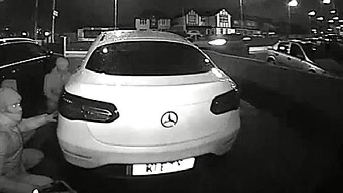 Να πώς κλέβουν ένα αυτοκίνητο (VIDEO)