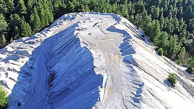 Βίντεο: Το σπάνιο και πανάκριβο πέτρωμα της Ελλάδας