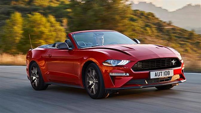 Υπόκλιση στη Mustang