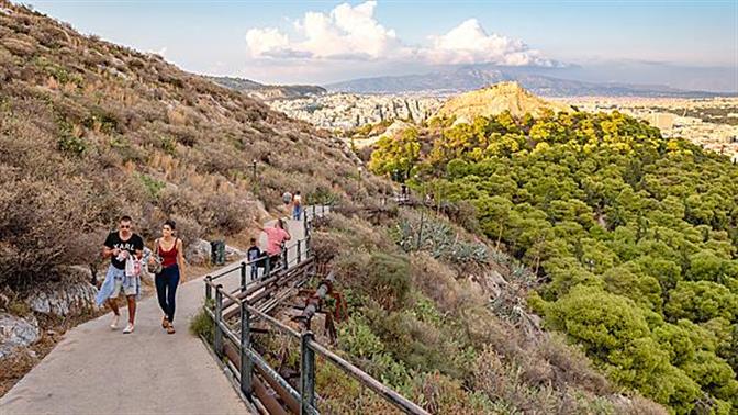 Και οι 7 ήταν υπέροχες… βόλτες με θέα στην Αθήνα