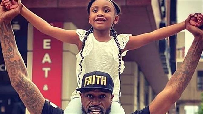 Η 6χρονη Τζιάνα Φλόυντ στην πιο συγκινητική φωτογραφία 