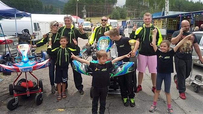 Από μικρός, οδηγάρα!