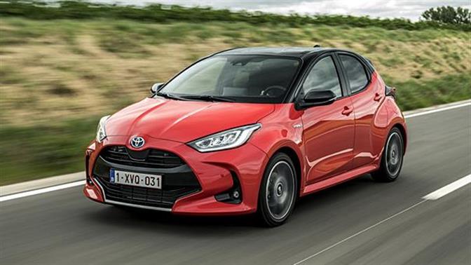 Αυξήθηκαν οι πωλήσεις των υβριδικών Toyota