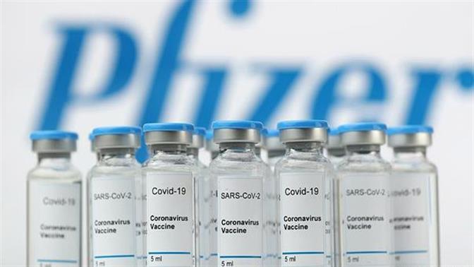 «Όχι, δεν υπάρχει τσιπάκι» στο εμβόλιο των Pfizer/BioNTech