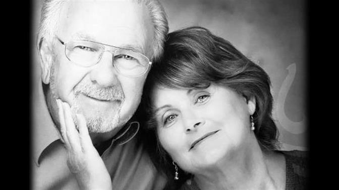 Παντρεμένοι 70 χρόνια, πέθαναν πιασμένοι χέρι-χέρι