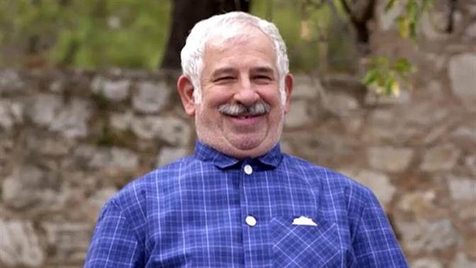 Εκτός γυρισμάτων ο Πέτρος Φιλιππίδης από τη σειρά 