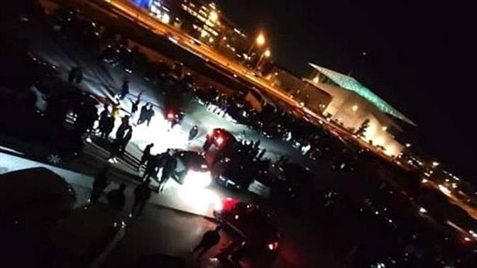 Υπαίθριο κορωνοπάρτι χιλιάδων ατόμων στο Φάληρο