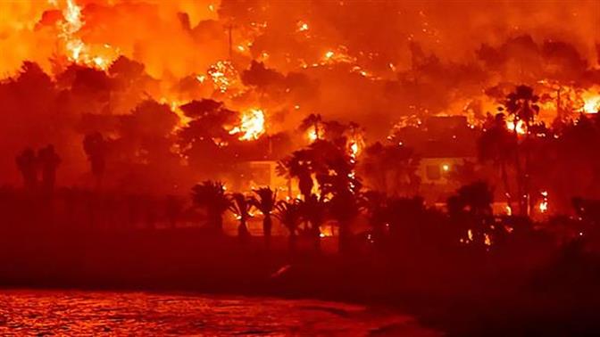 Πάνω από 40.000 στρέμματα έχουν καεί στην Κορινθία