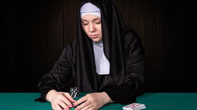 Πρώην καλόγρια έκλεψε 800 χιλιάρικα από κολλέγιο και τα τζόγαρε