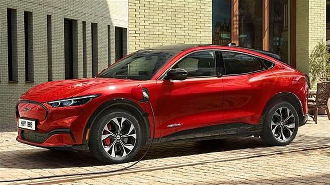 Τρία πράγματα που πρέπει να ξέρεις για την Ford Mustang Mach-E
