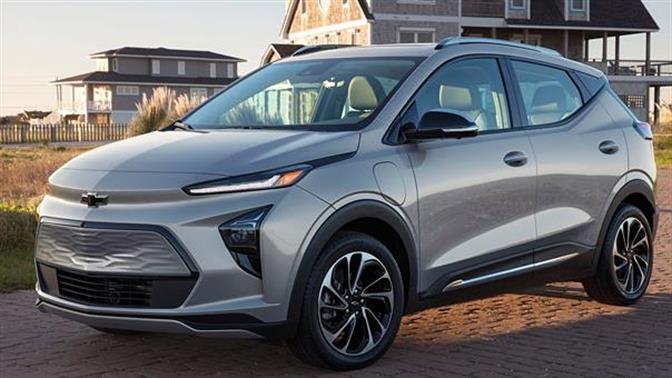 Μακριά από το σπίτι το ηλεκτρικό Chevrolet Bolt παίρνει φωτιά!