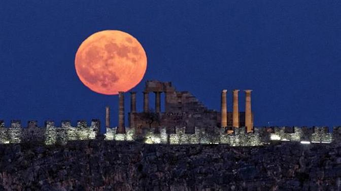 Πανσέληνος με δωρεάν είσοδο σε Μουσεία και Αρχαιολογικούς χώρους