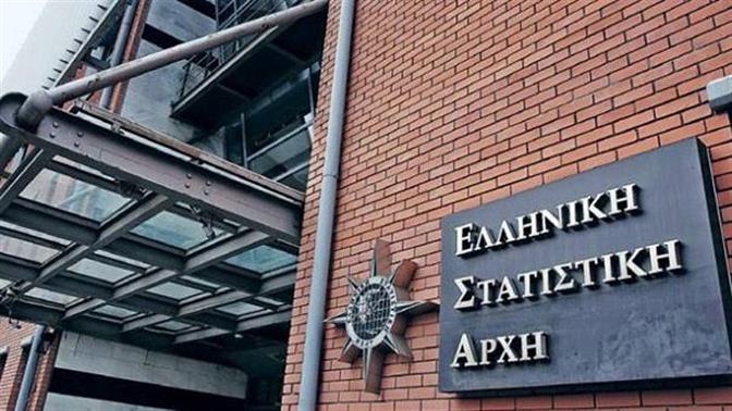 Ένα στα δύο νοικοκυριά ζουν με δανεικά