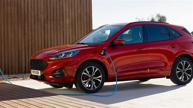 Οδηγώντας το νέο Kuga Plug-in Hybrid αξιοποίησαν την ηλεκτρική κίνηση