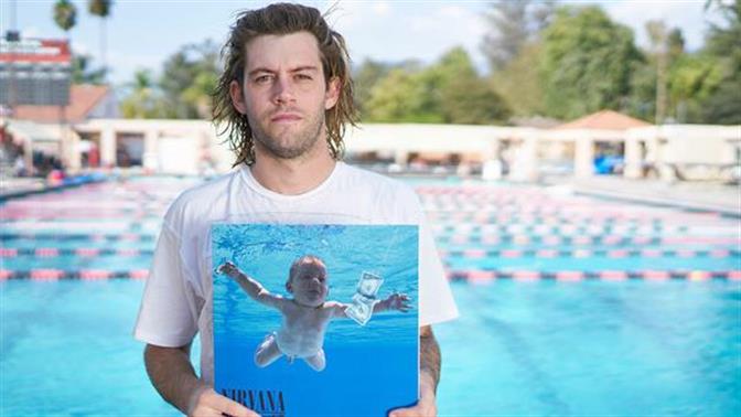 To «μωρό» των Nirvana μηνύει τη μπάντα