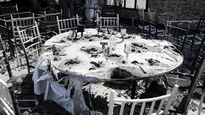 Η καταστροφική φωτιά στη Βαρυμπόμπη από τις κάμερες ασφαλείας του Tatoi Club