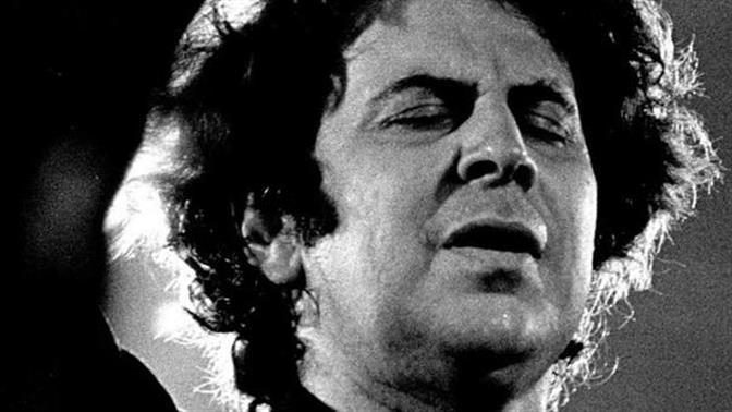 Έφυγε από τη ζωή ο Μίκης Θεοδωράκης