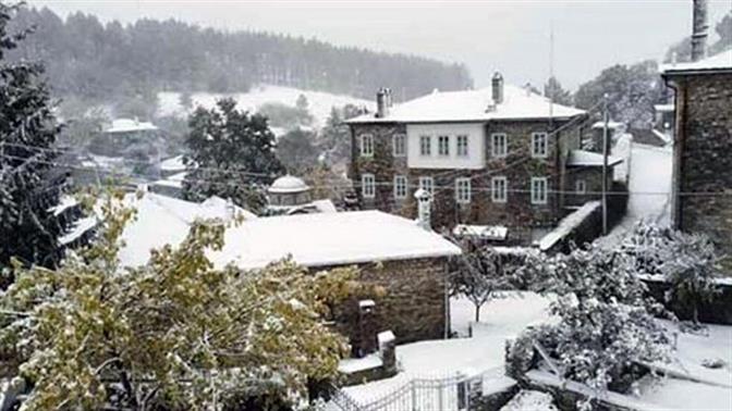 Ο Μπάλλος έντυσε το Νυμφαίο στα λευκά