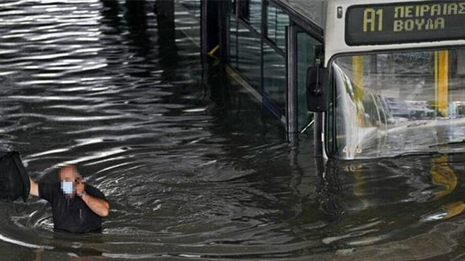 Ο Μπάλλος πλημμύρισε την Αθήνα – απίστευτες εικόνες
