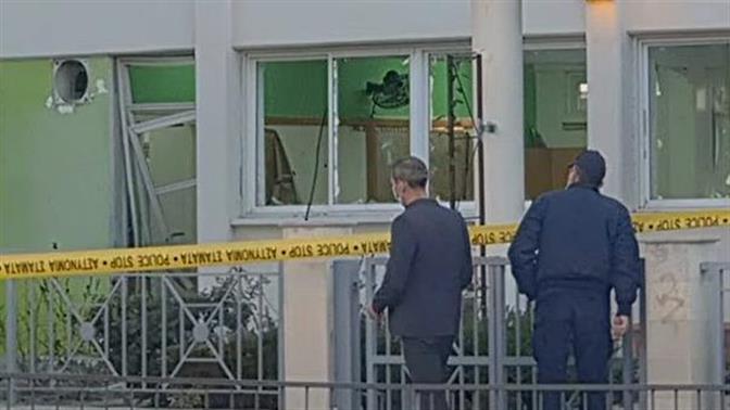 Αντιεμβολιαστές στη Κύπρο έβαλαν βόμβα σε σχολείο (βίντεο)