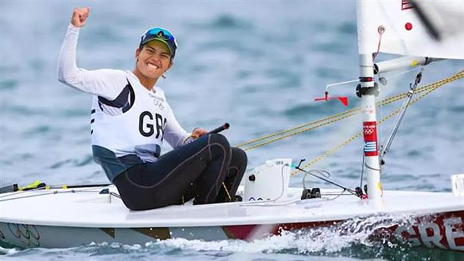 Ιστιοπλοΐα: Η Καραχάλιου βγάζει την εθνική σημαία από τα πανιά της