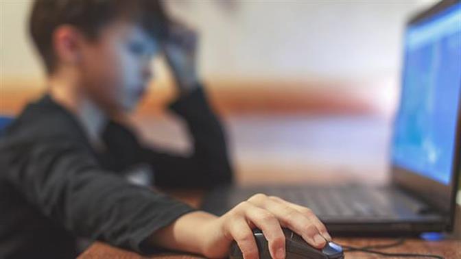 Έρευνα: 1 στα 4 παιδιά δέχεται σεξουαλική παρενόχληση στο ίντερνετ