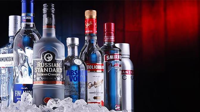 Φινλανδία, Σουηδία, ΗΠΑ και Καναδάς απαγορεύουν την πώληση ρωσικής βότκας