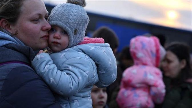 Προστασία ενός έτους για τους Ουκρανούς πρόσφυγες στην Ελλάδα