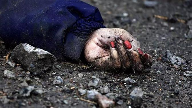 Η νεκρή Iryna που ταυτοποιήθηκε στην Μπούτσα από το μανικιούρ της