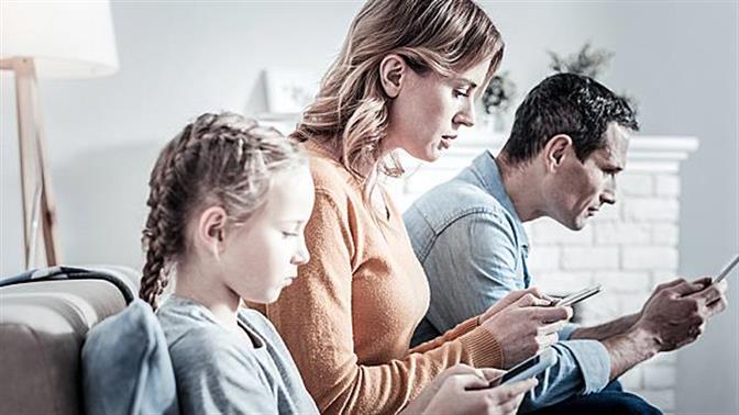 Tips για να περιορίσεις τον χρόνο που περνάς online