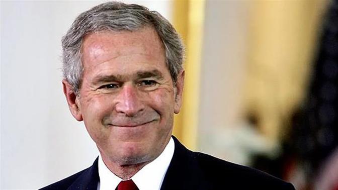 Τζορτζ Μπους: «Αδικαιολόγητη η εισβολή στο Ιράκ... εννοώ στην Ουκρανία»