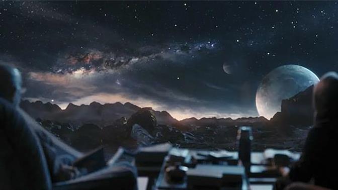 Η Amazon έκανε προβολή στο διάστημα, αποκλειστικά για εξωγήινους