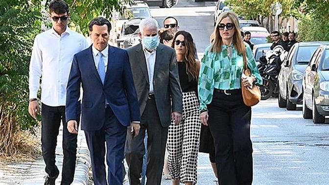 Στο δικαστήριο χωρίς χειροπέδες ο Πέτρος Φιλιππίδης