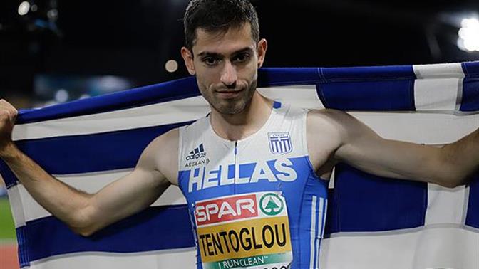 Θεός Τεντόγλου πήγε στο Mykonos Running Festival αλλά δεν έτρεξε