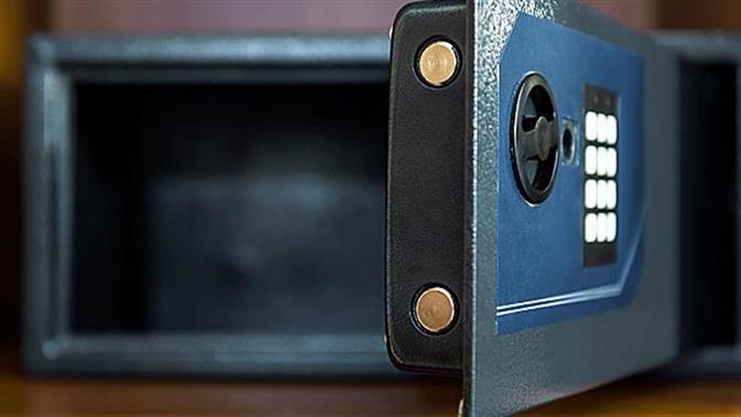 Φιλότιμος διαρρήκτης επέστρεψε 8.000€ σε Βολιώτη