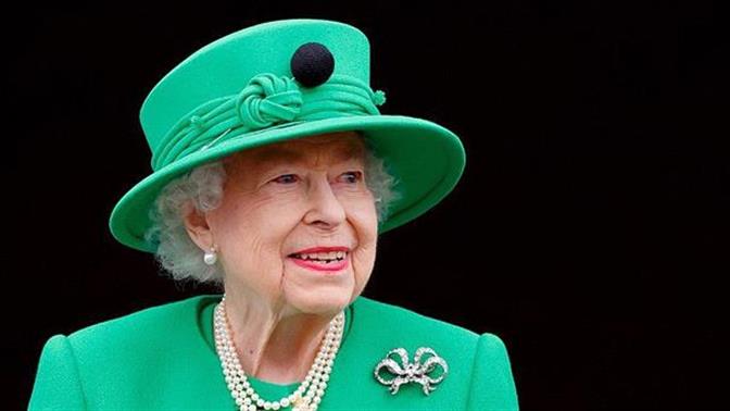«Ταξιδιώτης του χρόνου» προέβλεψε τον θάνατο της Βασίλισσας Ελισάβετ