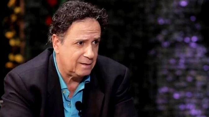 Χάρης Ρώμας: «Δοκίμασα τον γάμο αλλά ένιωσα ότι εγκλωβίστηκα»