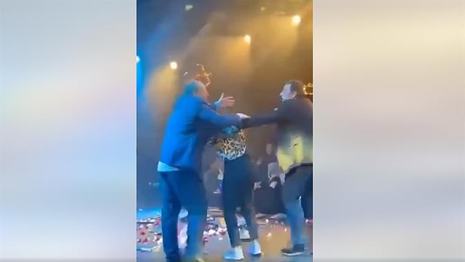 Ντου από θαμώνα στον Αντύπα ενώ ήταν στα χάι του